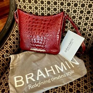 🦄NWT Gorgeous Carmine Red Jody Croc embossed leather